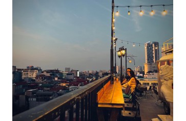 Chinh Phục Mô Hình Cafe Sân Thượng Thu Hút Khách Hàng