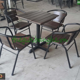 Bàn ghế gỗ khung sắt MN132
